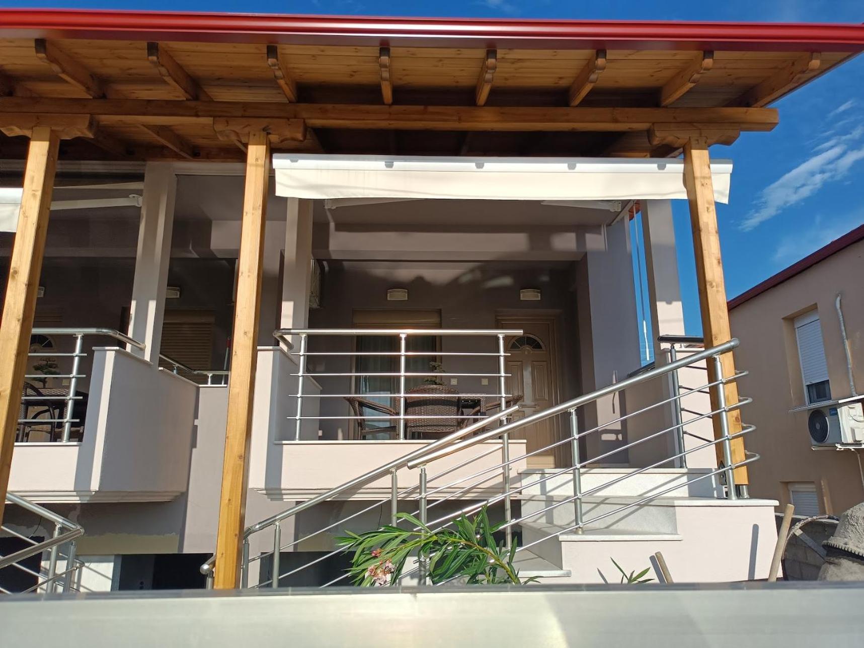 Freddy'S Place Nea Vrasna Exterior photo